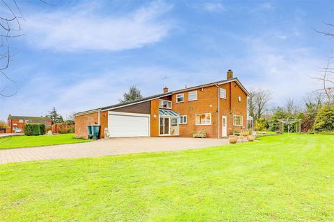 5 bedroom detached house for sale, Sycamore Lane, Bleasby NG14