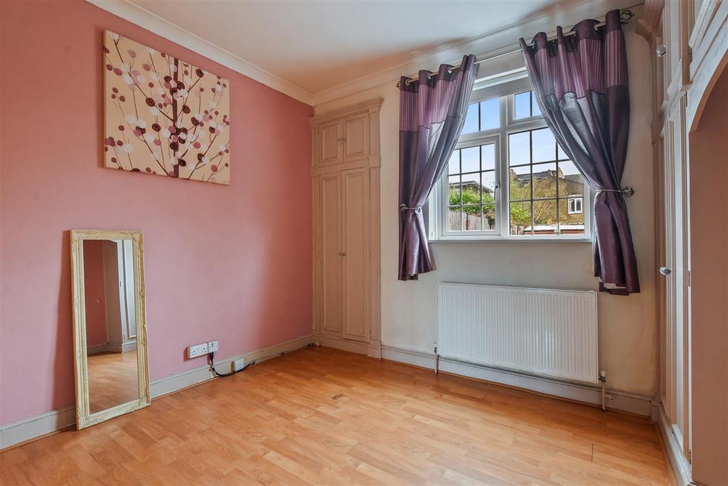 03-534f GCWT - GFF 37 Lushington Road - Bedroom 3 -