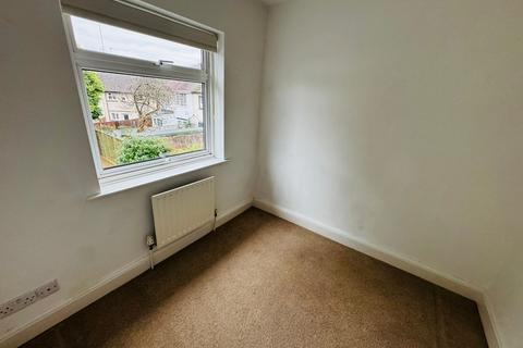 3 bedroom semi-detached house to rent, Somery Road, Dudley, DY1 4BD