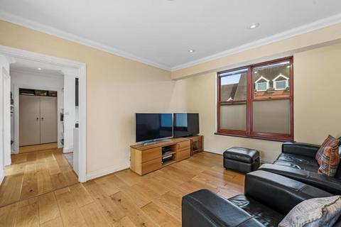 3 bedroom flat for sale, Fryerning Lane, Ingatestone CM4