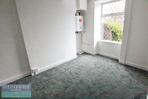 3 bedroom house to rent, New Line, Bradford, West Yorkshire, BD10