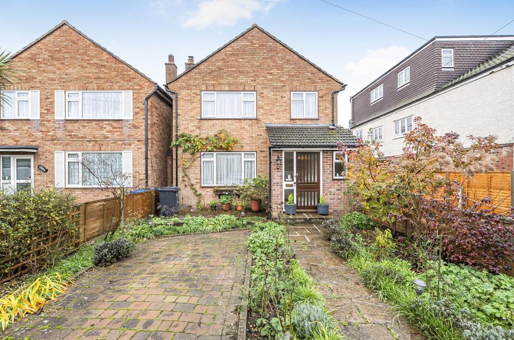 Park Road, Kingston Upon Thames Kt2 3 Bed Detached House For Sale - £ 