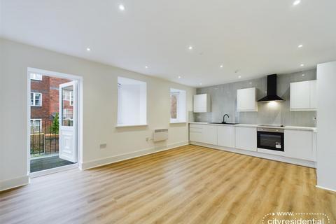 3 bedroom apartment to rent, Lark Lane, Liverpool