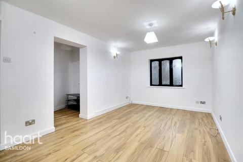 1 bedroom apartment for sale, Copperfields, Basildon