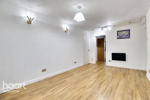 1 bedroom apartment for sale, Copperfields, Basildon