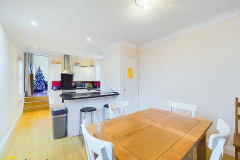 2 bedroom flat for sale, Horsefair, Banbury OX16