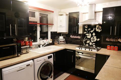 4 bedroom flat to rent, Isleworth TW7