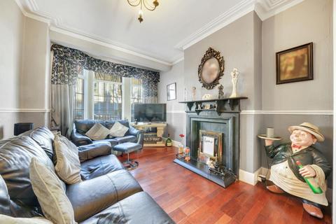 3 bedroom detached house for sale, Montpelier Gardens, London E6