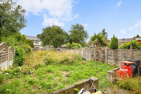 3 bedroom detached house for sale, Millfield Avenue, London E17