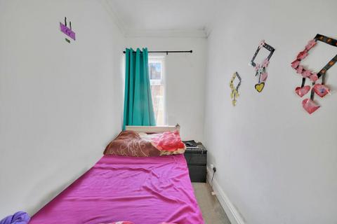 3 bedroom detached house for sale, Tower Hamlets Road, London E7