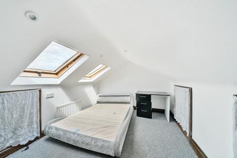 6 Davis Street, London, E13 9EE