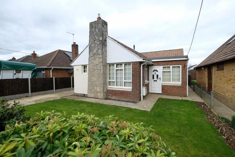 3 bedroom detached bungalow for sale, Rollestone Road, Holbury SO45