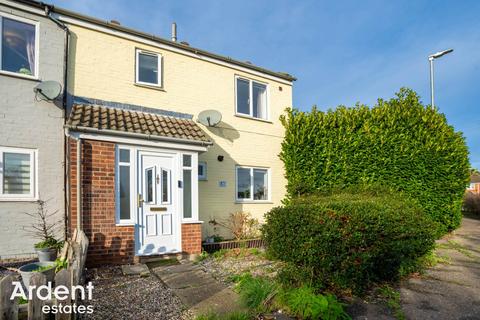 3 bedroom end of terrace house for sale, Hillary Close, Heybridge