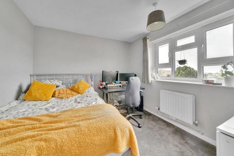 2 bedroom flat for sale, Tulse Hill, London SW2