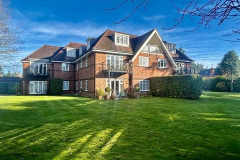 2 bedroom apartment to rent, Cobbett Court,  Waverley Lane, Farnham