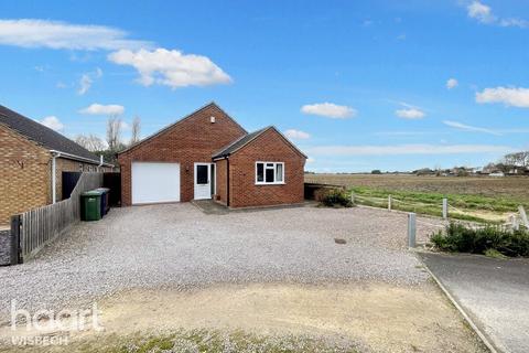 3 bedroom detached bungalow for sale, Swan Gardens, Parson Drove