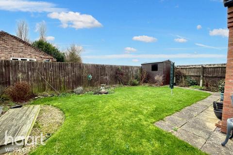 3 bedroom detached bungalow for sale, Swan Gardens, Parson Drove