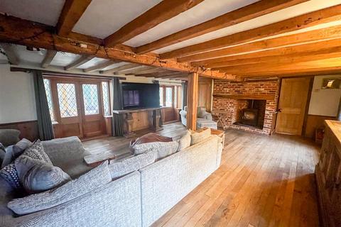 5 bedroom semi-detached house for sale, Queen Street, Great Oakley CO12