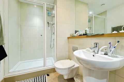 Studio to rent, Gateway East, Marsh lane, Leeds, LS9