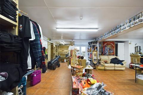 Retail property (high street) to rent, Wadebridge, Cornwall