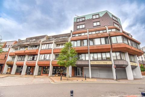 2 bedroom apartment to rent, Exchange House, 11-17 Market Street, Maidenhead, Berkshire, SL6