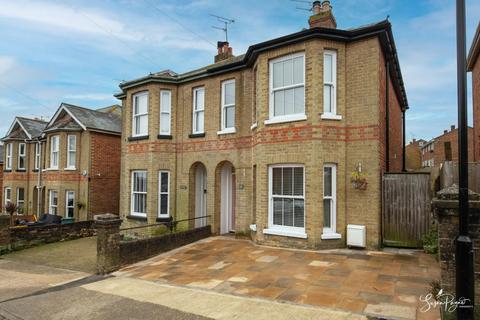 3 bedroom semi-detached house for sale, Well Street, Ryde