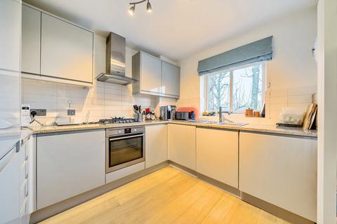 2 bedroom flat for sale, Ram Passage, Kingston Upon Thames, KT1