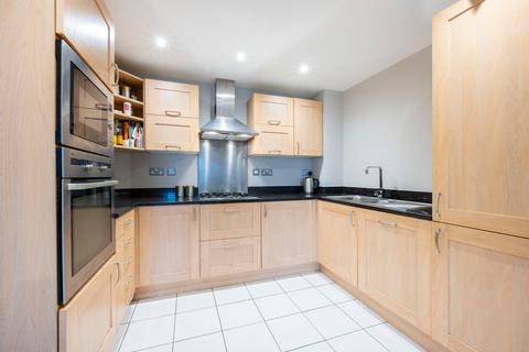 2 bedroom apartment for sale, Thames Street, Weybridge, KT13