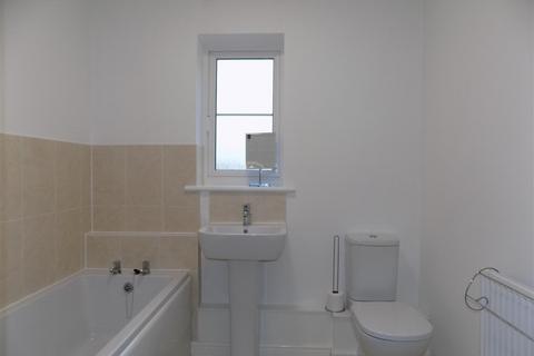 2 bedroom flat to rent, Castle Drive, Margate, Margate