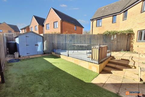10 Harper Crescent, Peterborough, PE4 7DF