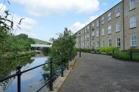 2 bedroom flat to rent, Canal Quay, Britannia Wharf, Bingley