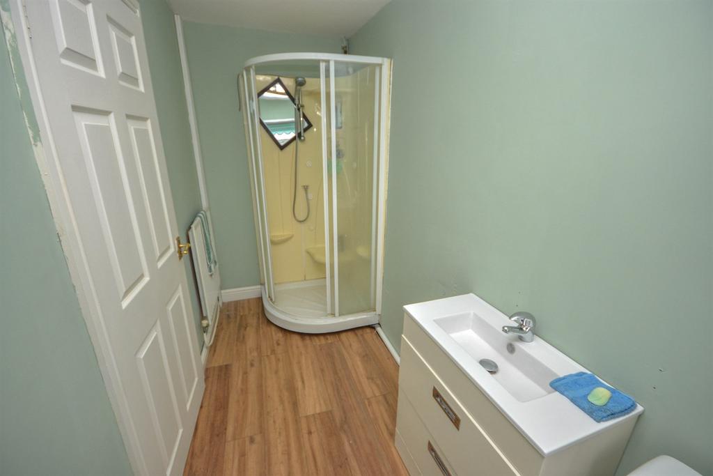 Ground Floor Shower