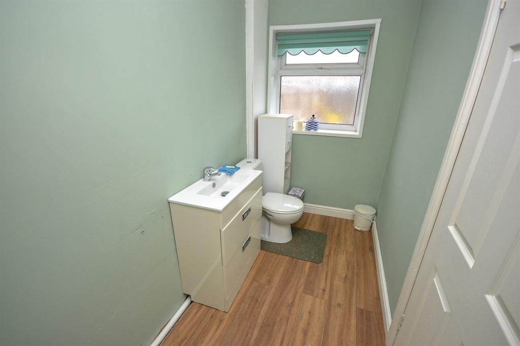 Ground Floor Shower