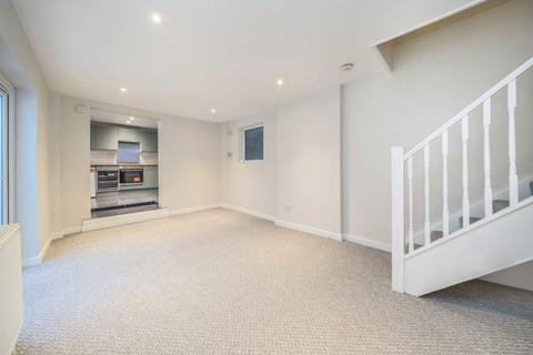 1 bedroom flat to rent, Evelina Road, London SE15