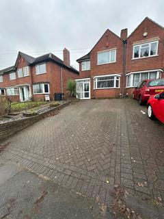 3 bedroom semi-detached house to rent, Aldridge road, Birmingham B44