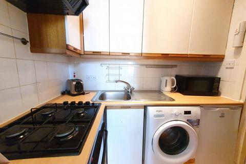 2 bedroom flat to rent, North Junction Street, Leith, Edinburgh, EH6