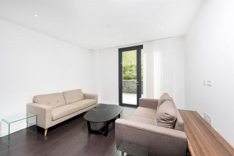 2 bedroom apartment to rent, Meranti House, E1