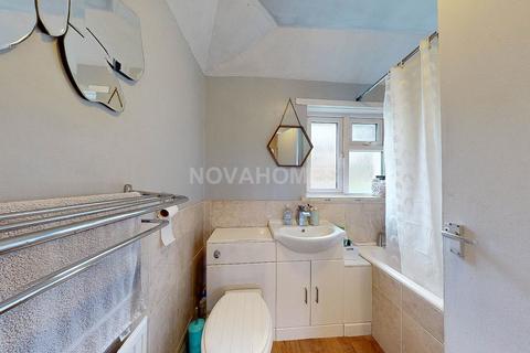 1 bedroom flat for sale, Lakeside Drive, Plymouth PL5