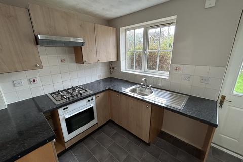 2 bedroom end of terrace house to rent, Cornfield Close, Bradley Stoke BS32