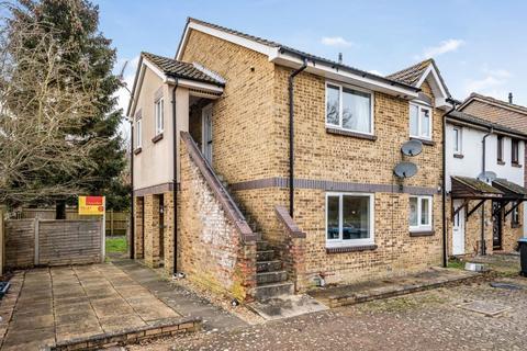 undefined, Strathmore Close,  Carterton,  OX18