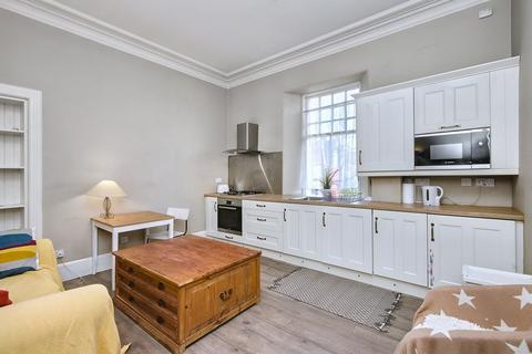 1 bedroom flat for sale, Argyle Street, St Andrews , KY16