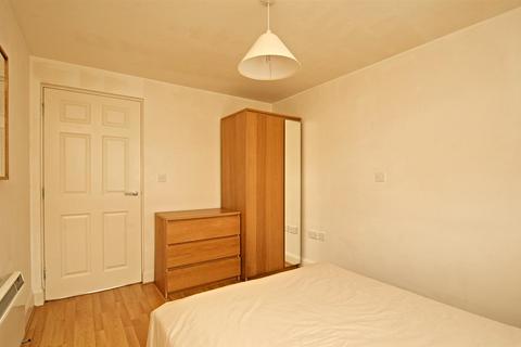 1 bedroom flat to rent, Jeune Street St Clements