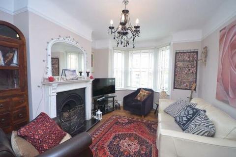 3 bedroom terraced house to rent, Rockleigh Road, Southampton SO16