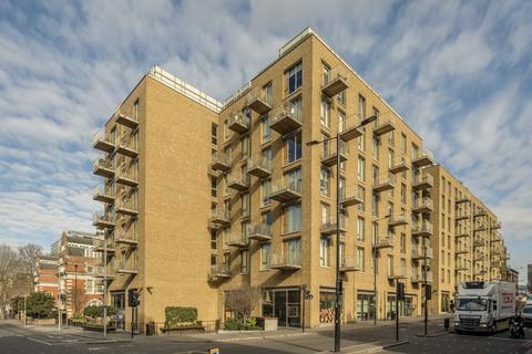 Duchess Walk, London SE1