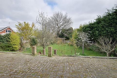 3 bedroom detached house for sale, Barnhorn Road, Bexhill-On-Sea