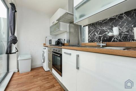 2 bedroom flat for sale, Liverpool L3