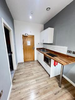 1 bedroom in a house share to rent, Abington Street