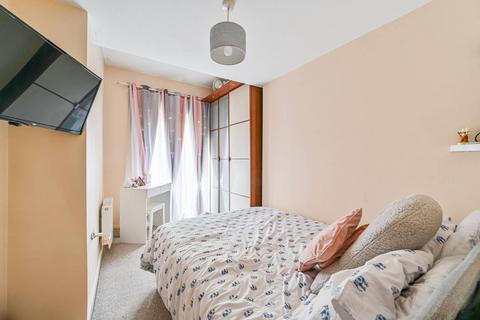 2 bedroom flat for sale, Manor Road, Beckenham, BR3