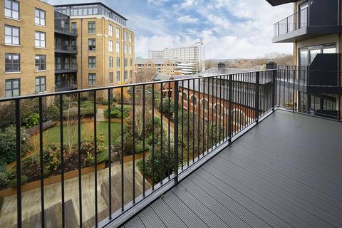 2 bedroom flat for sale, Yorke House, Kingston, KINGSTON UPON THAMES, KT1