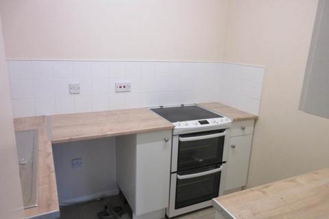 1 bedroom flat to rent, Cambridge Road, Southend On Sea